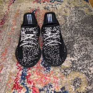 Youth Adidas yeezy 350 size 13!